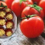 Em vez de couve e pimentos recheados: receita de tomates